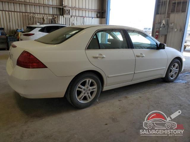 JHMCM56387C013165 2007 HONDA ACCORD photo no. 3