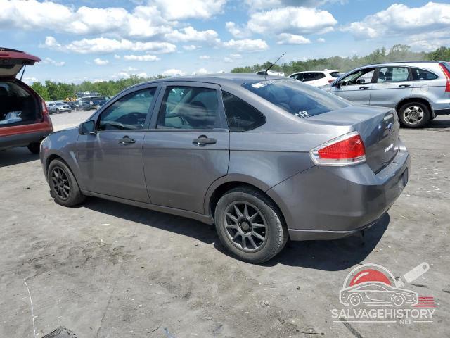 1FAHP3FN8BW110092 2011 FORD FOCUS photo no. 2
