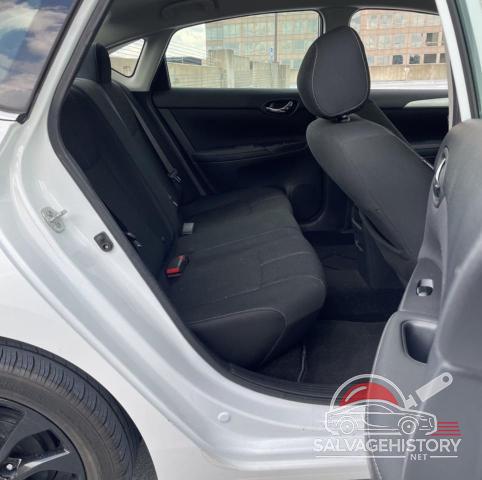 3N1AB7APXJY337255 2018 NISSAN SENTRA photo no. 6
