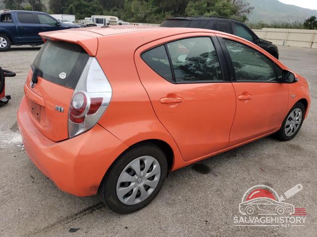 JTDKDTB38D1042003 2013 TOYOTA PRIUS photo no. 3