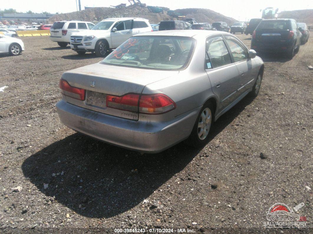1HGCG66802A151685 2002 HONDA ACCORD photo no. 4