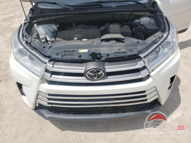 5TDJZRFH2KS613748 2019 TOYOTA HIGHLANDER photo no. 11