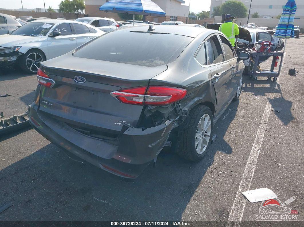 3FA6P0LUXKR148668 2019 FORD FUSION photo no. 4