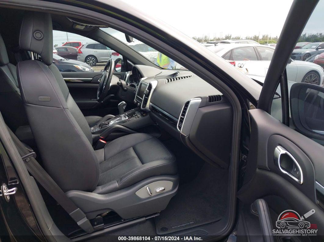 WP1AA2A25CLA09663 2012 PORSCHE CAYENNE photo no. 5