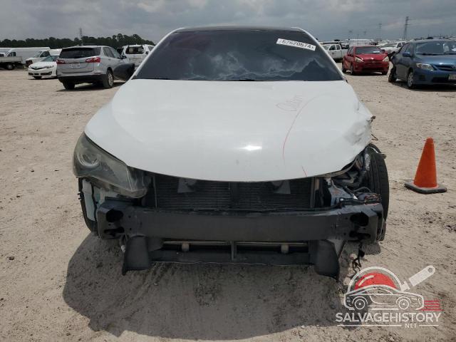 4T1BF1FK0HU268908 2017 TOYOTA CAMRY photo no. 5