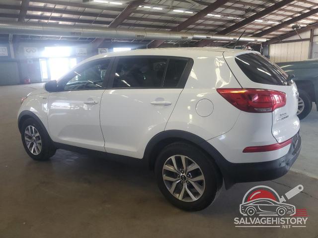KNDPBCAC9G7853226 2016 KIA SPORTAGE photo no. 2