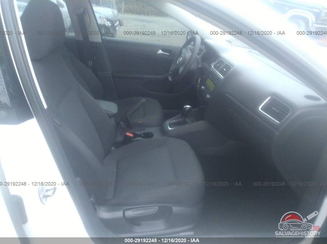 3VW2K7AJ3EM376048 2014 VOLKSWAGEN JETTA SEDAN photo no. 5