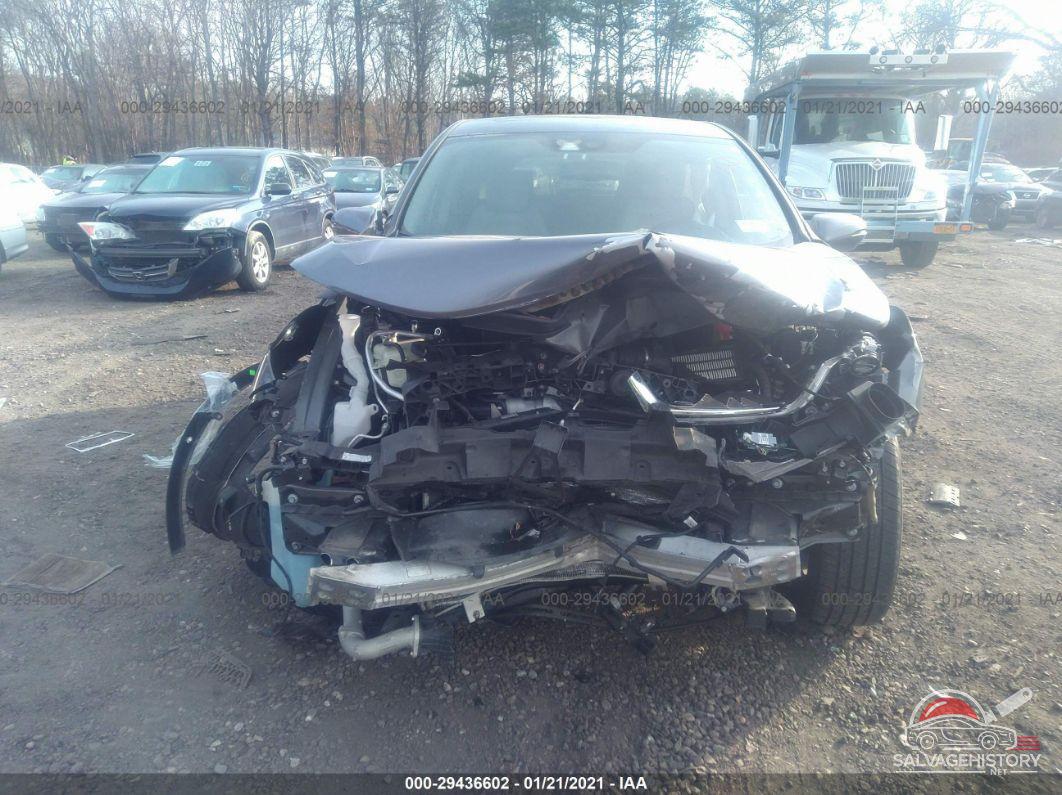 2HKRW2H86HH604484 2017 HONDA CR-V photo no. 6