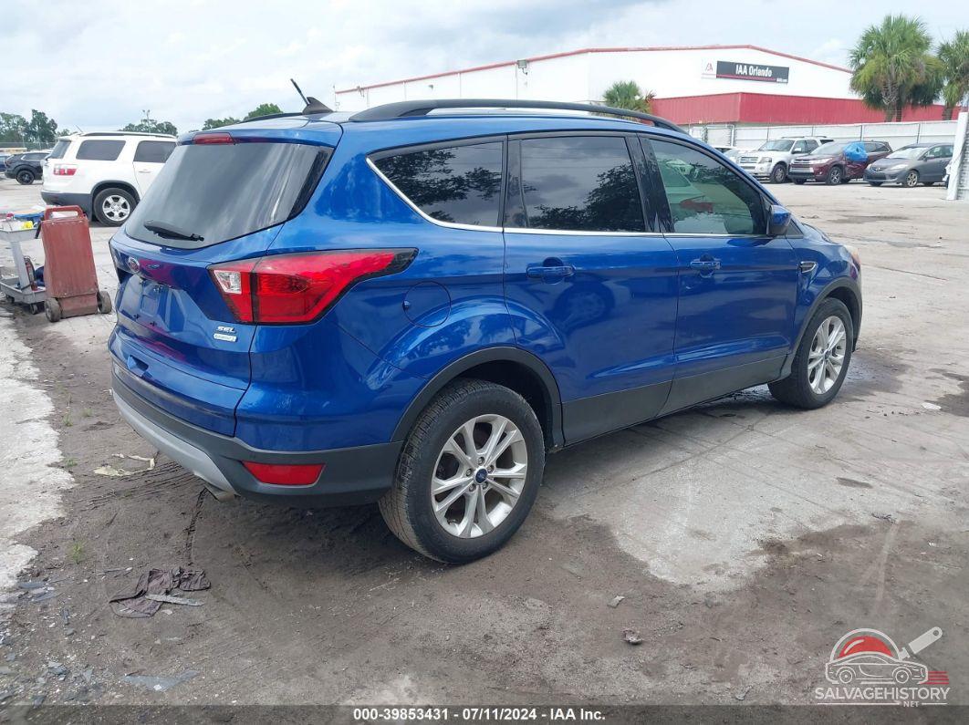1FMCU0HD2KUA63214 2019 FORD ESCAPE photo no. 4