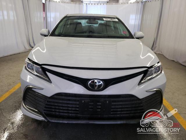 4T1R11AK2PU180039 2023 TOYOTA CAMRY photo no. 5