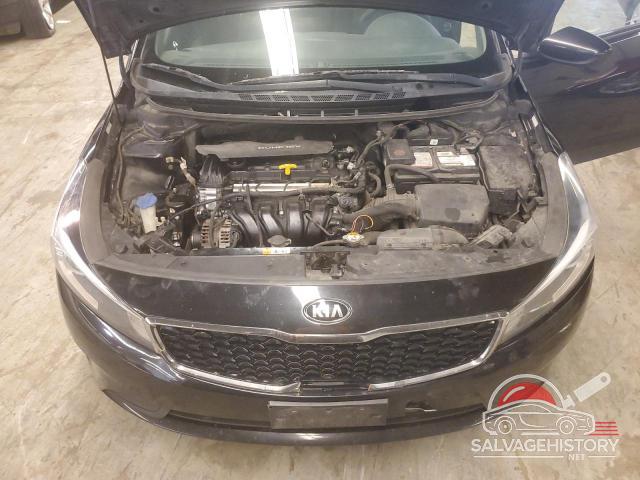 3KPFL4A77HE031155 2017 KIA FORTE photo no. 11