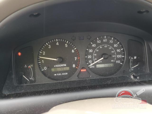 2T1BR12E72C565187 2002 TOYOTA COROLLA photo no. 9