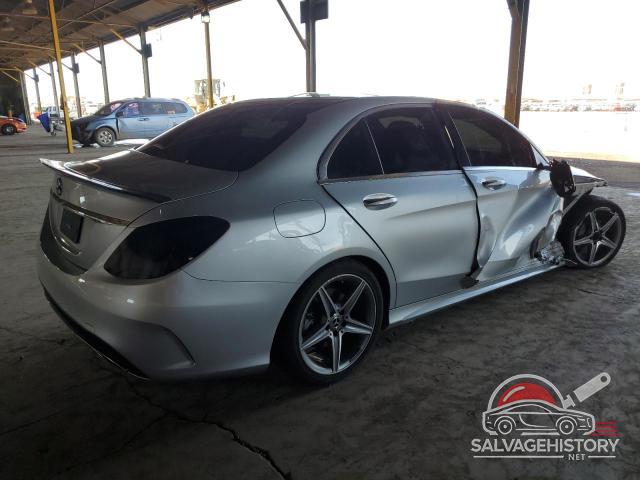 55SWF4JB6JU282324 2018 MERCEDES-BENZ C-CLASS photo no. 3