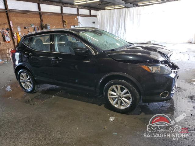 JN1BJ1CR6KW628153 2019 NISSAN ROGUE photo no. 4