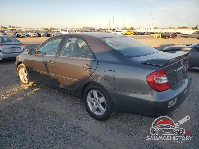 4T1BF30K62U504473 2002 TOYOTA CAMRY photo no. 2