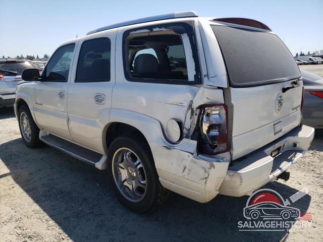 1GYEK63N52R289878 2002 CADILLAC ESCALADE photo no. 2
