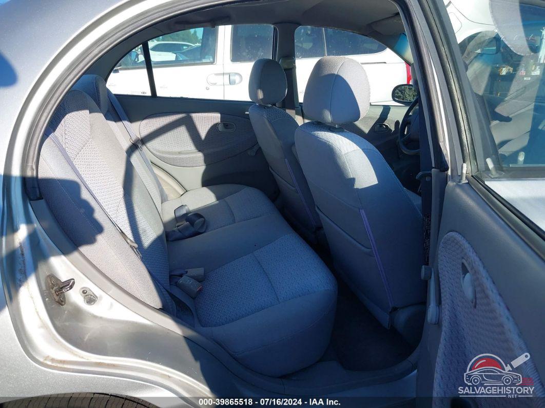 KNADC123026195374 2002 KIA RIO photo no. 8