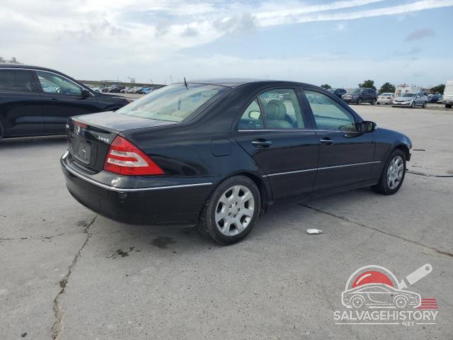 WDBRF81JX5F631434 2005 MERCEDES-BENZ C-CLASS photo no. 3