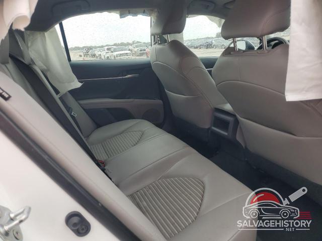4T1G11AK1MU606189 2021 TOYOTA CAMRY photo no. 10