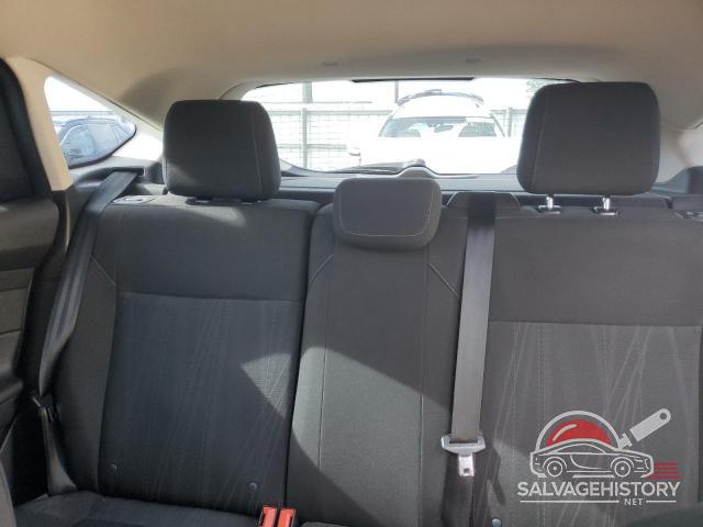 1FADP3K22JL256255 2018 FORD FOCUS photo no. 10