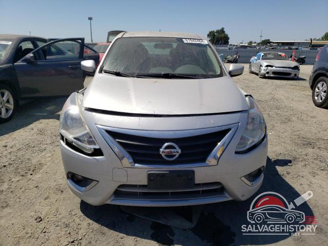 3N1CN7AP8FL806458 2015 NISSAN VERSA photo no. 5