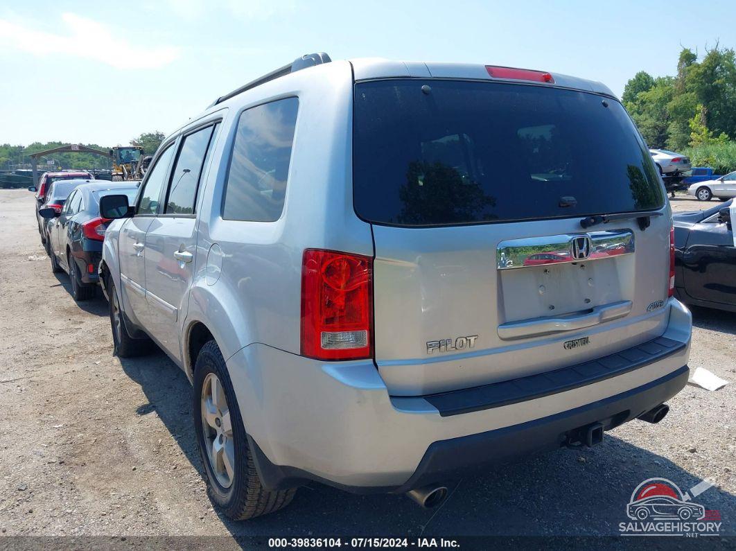 5FNYF4H78BB017594 2011 HONDA PILOT photo no. 3