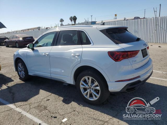 WA1EECF33N1132840 2022 AUDI Q3 photo no. 2