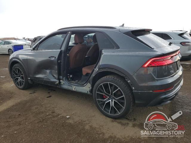 WA1EVAF18KD042497 2019 AUDI Q8 photo no. 2