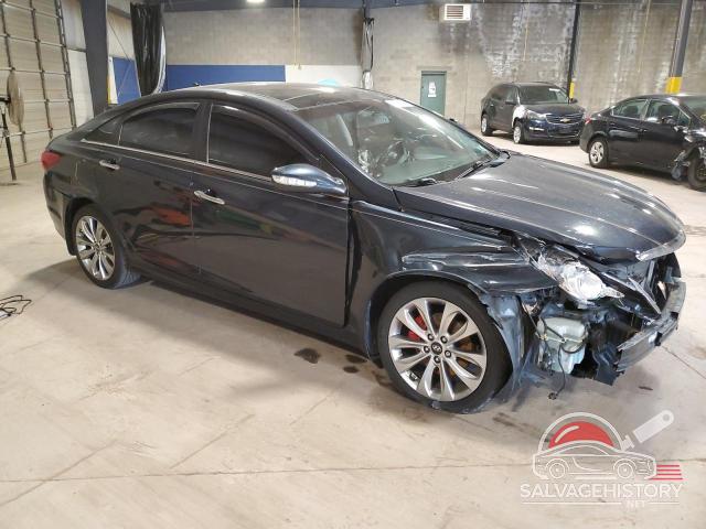 5NPEC4AB7CH386721 2012 HYUNDAI SONATA photo no. 4