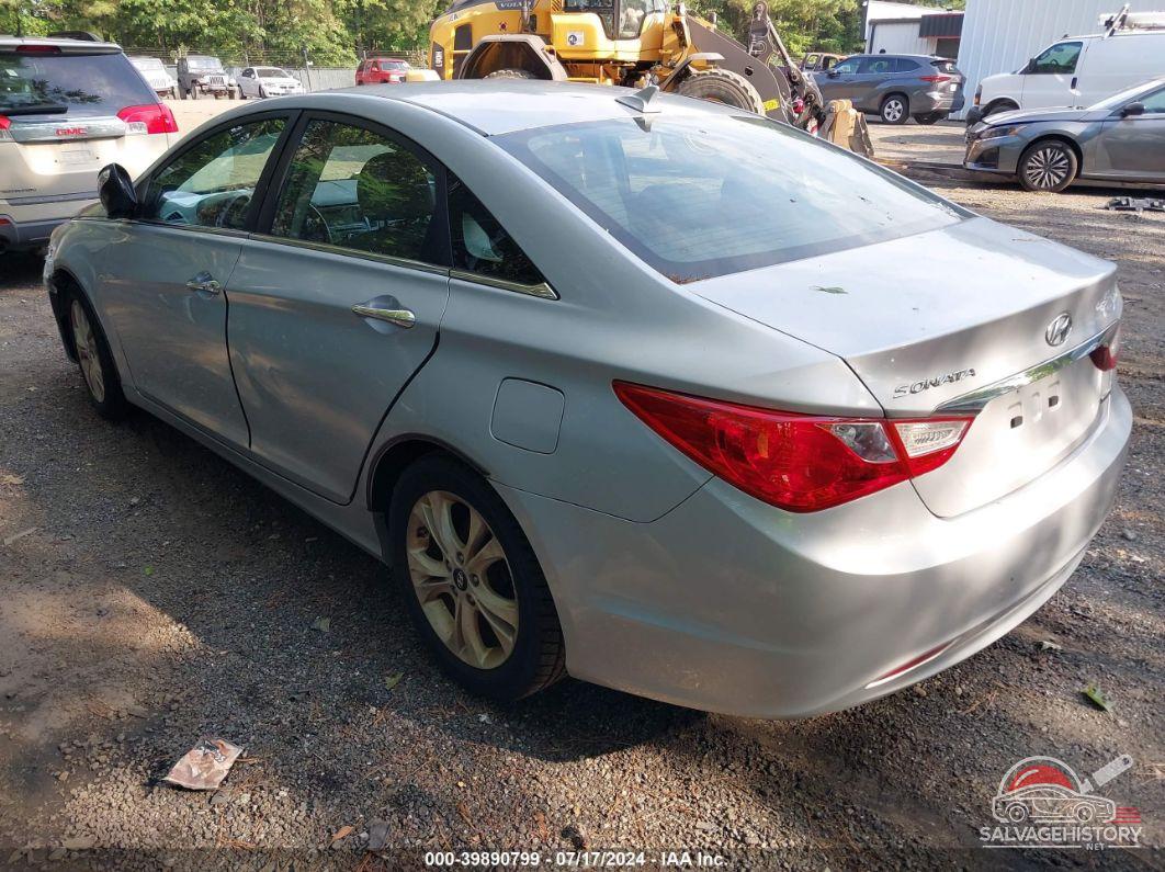 5NPEC4ACXBH140124 2011 HYUNDAI SONATA photo no. 3