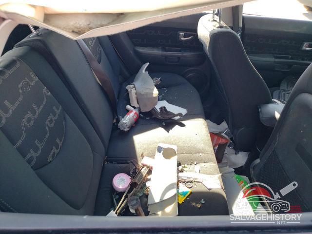 KNDJT2A63D7515355 2013 KIA SOUL photo no. 10