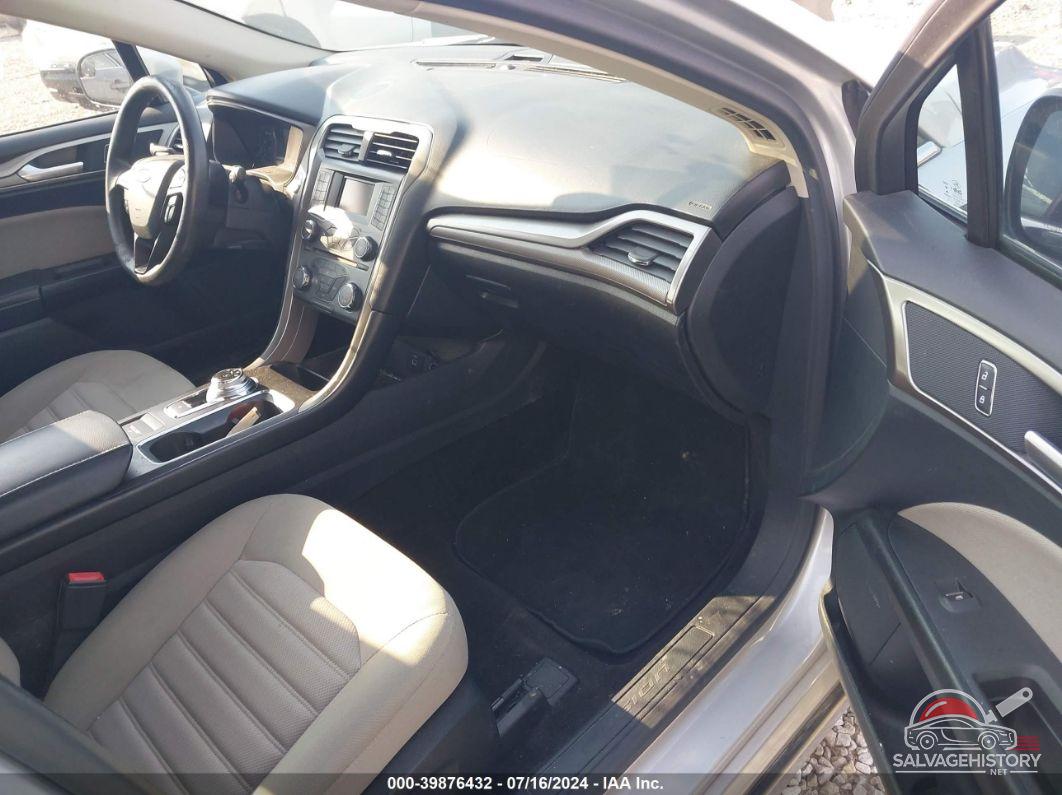 3FA6P0G77HR394882 2017 FORD FUSION photo no. 5