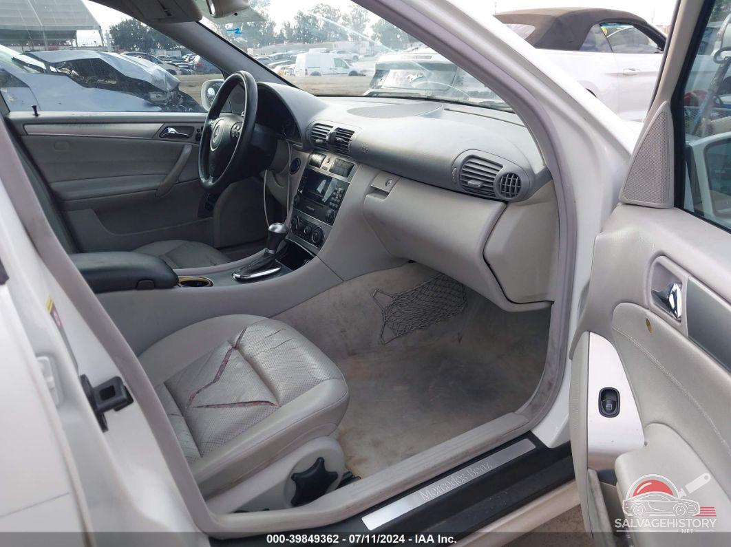 WDBRF40J85A730213 2005 MERCEDES-BENZ C 230 photo no. 5