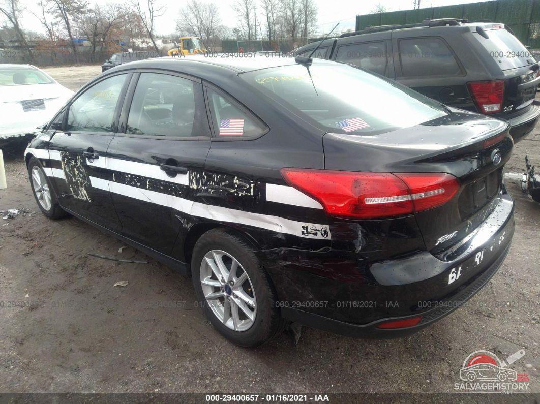 1FADP3F2XJL208190 2018 FORD FOCUS photo no. 3