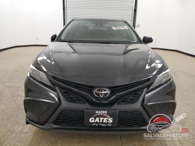 4T1G11AK2NU046636 2022 TOYOTA CAMRY photo no. 5