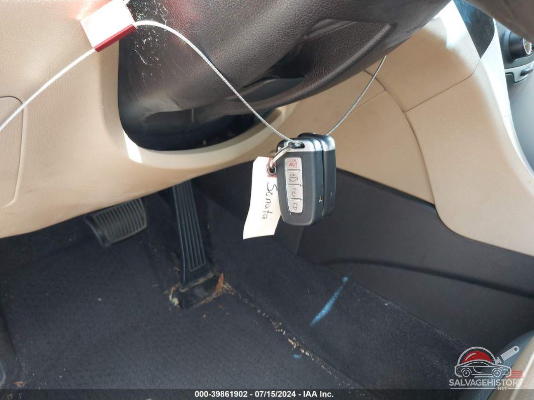 5NPEC4AB6DH584577 2013 HYUNDAI SONATA photo no. 11