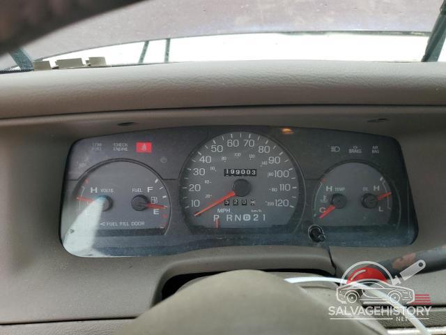 2MEFM75W11X633063 2001 MERCURY GRMARQUIS photo no. 9