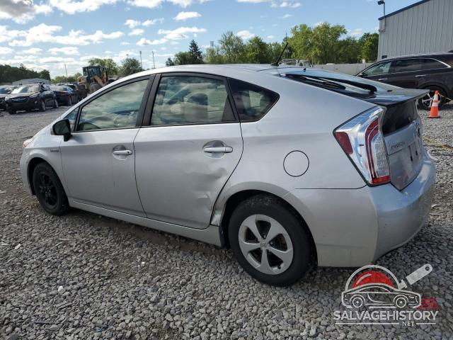JTDKN3DU3D0352455 2013 TOYOTA PRIUS photo no. 2