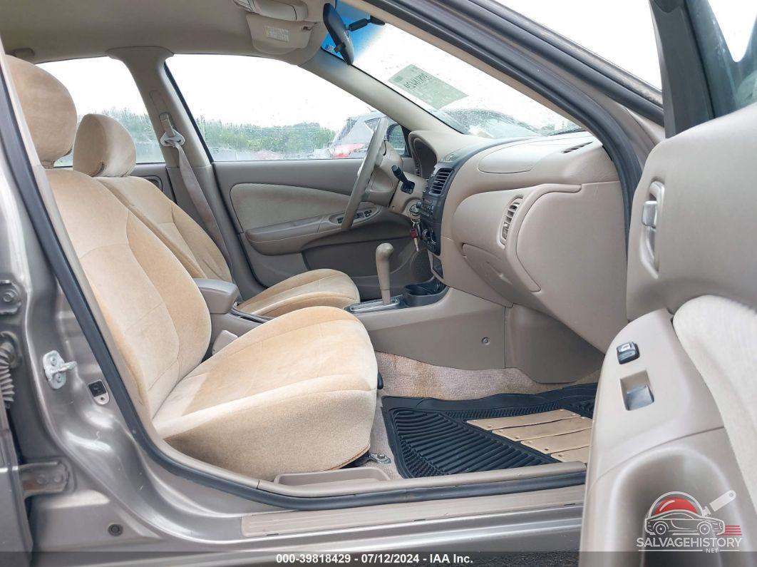 3N1CB51D24L846941 2004 NISSAN SENTRA photo no. 5