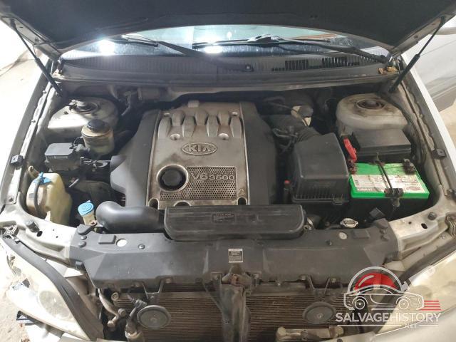 KNDUP132656671399 2005 KIA All Models photo no. 12