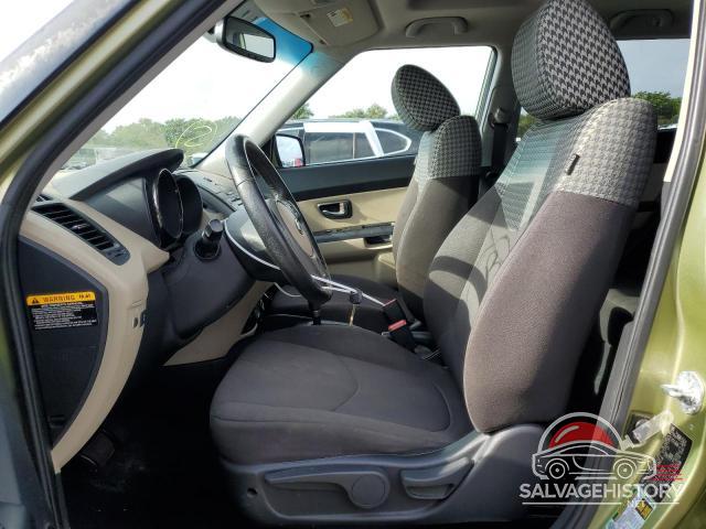 KNDJT2A21A7159108 2010 KIA SOUL photo no. 7