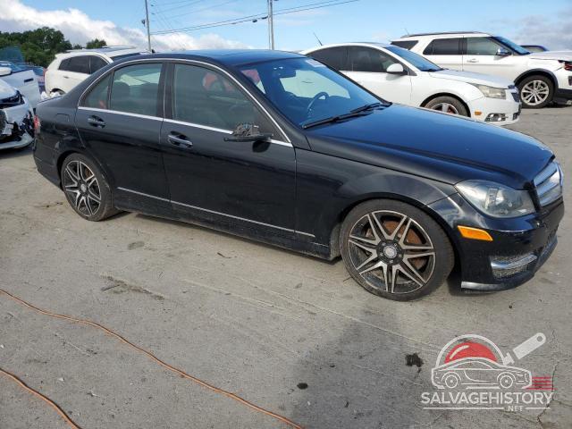 WDDGF4HB5DR275199 2013 MERCEDES-BENZ C-CLASS photo no. 4