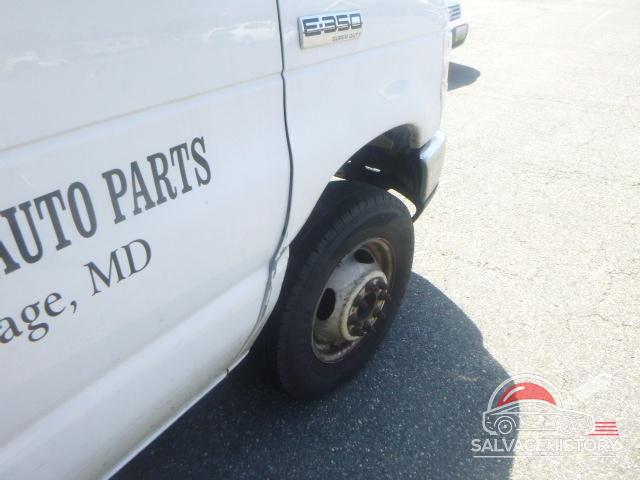 1FDWE3FS1HDC04778 2017 FORD E-350 CUTAWAY photo no. 2