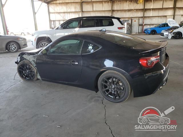 JF1ZNAA13H9705328 2017 TOYOTA 86 photo no. 2