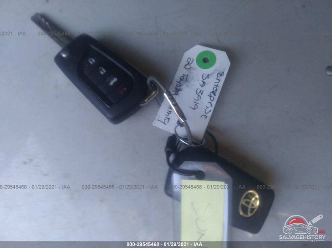 4T1G11AK5LU888206 2020 TOYOTA CAMRY photo no. 11
