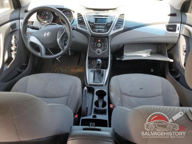 5NPDH4AE1GH699289 2016 HYUNDAI ELANTRA photo no. 8