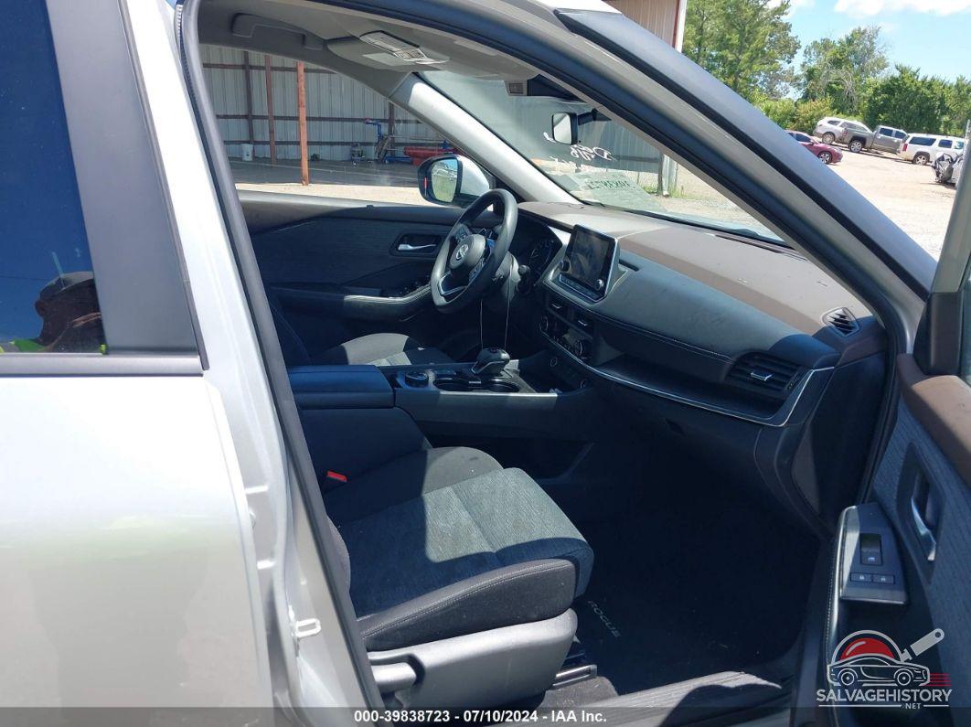 JN8BT3BB9PW479563 2023 NISSAN ROGUE photo no. 5