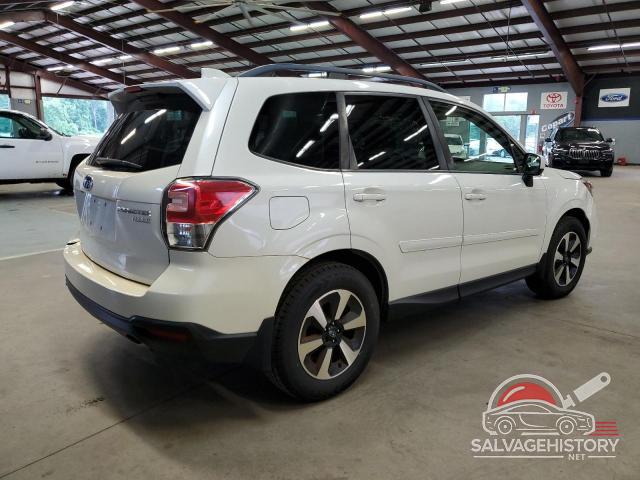 JF2SJAEC0HH488377 2017 SUBARU FORESTER photo no. 3