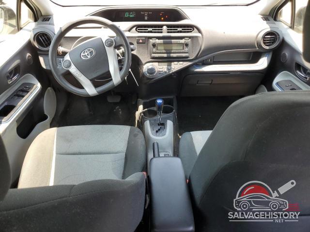 JTDKDTB34D1057873 2013 TOYOTA PRIUS photo no. 8