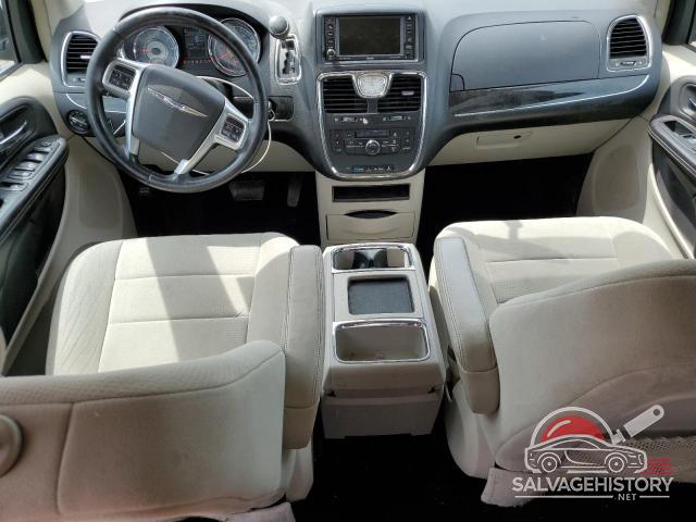 2A4RR5DG4BR605174 2011 CHRYSLER MINIVAN photo no. 8